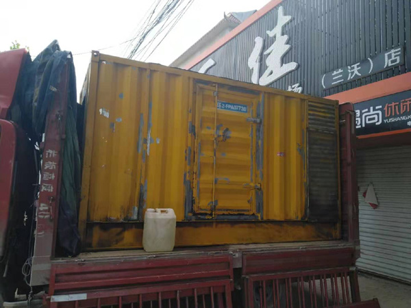 邗江发电机组功率与使用时间之间的关系