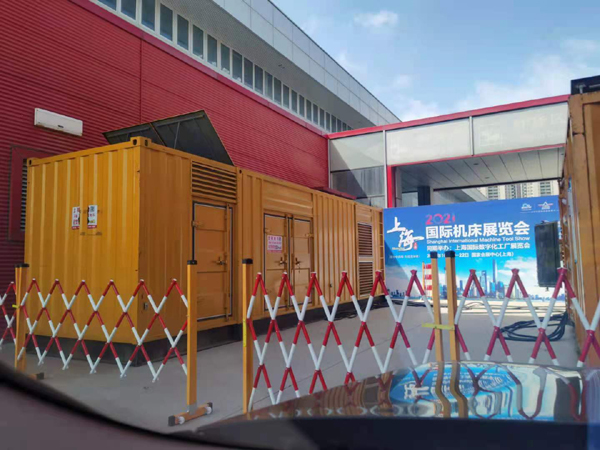 邗江发电车出租-发电机无电压或电压太低怎么办？